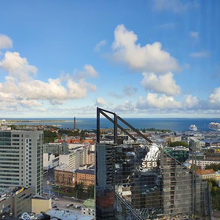 Skyview Suite - Breathtaking Views From Bed And From Jacuzzi. City Center Skyscraper Upper Floors Ταλίν Εξωτερικό φωτογραφία