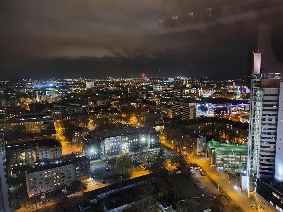 Skyview Suite - Breathtaking Views From Bed And From Jacuzzi. City Center Skyscraper Upper Floors Ταλίν Εξωτερικό φωτογραφία